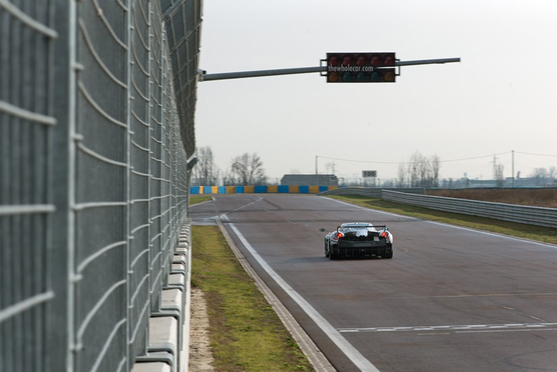Illustration for article titled Here's The New Pagani Huayra BC Caught Testing In Italy